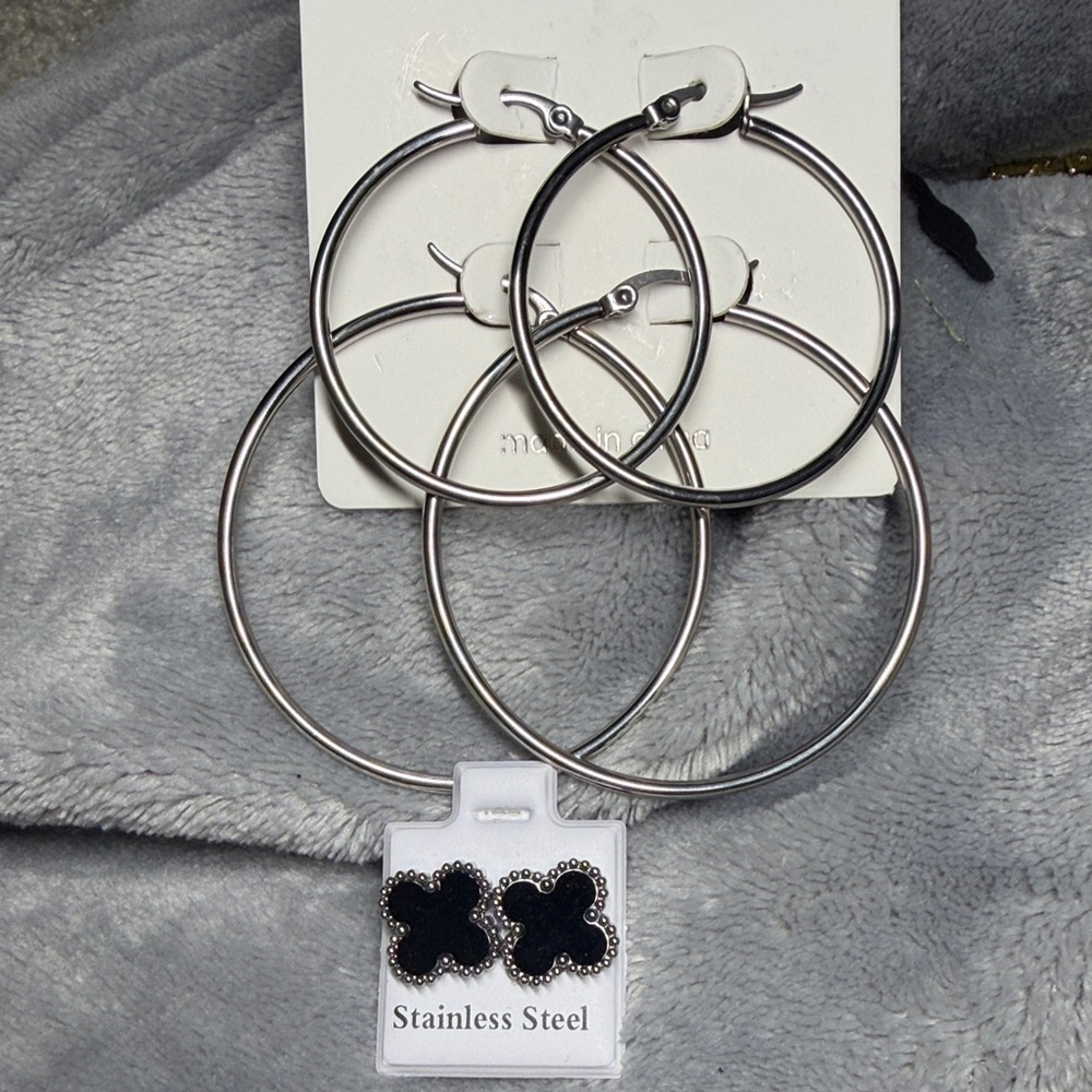 Stainless Steel Silver Hoop and Black Clover Earrings